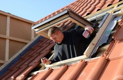Pose de fenêtres de toit Velux à Rémécourt